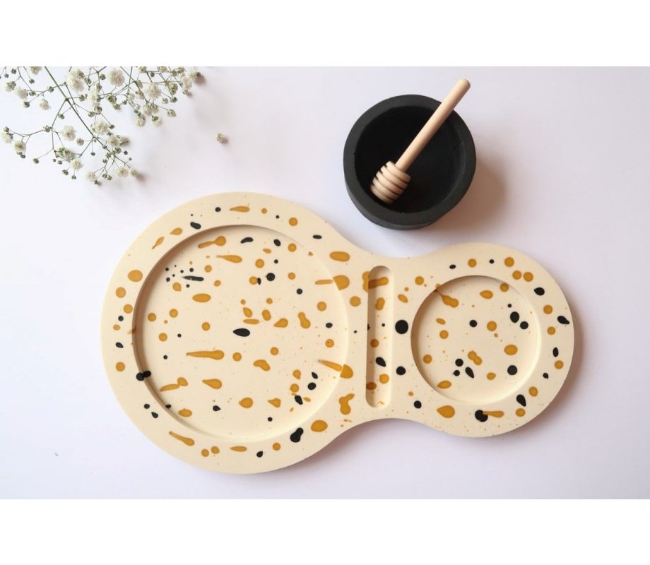 Handcrafted Apple Tray with Abstract Design and Black Honey Dish - Graciela Noemi