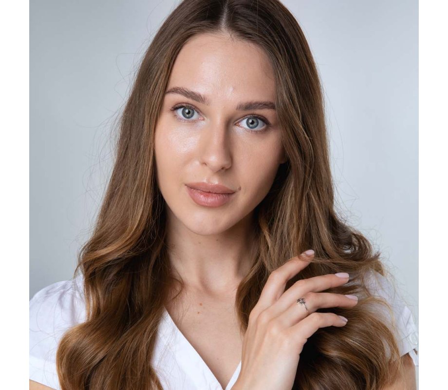 Ring of Sterling Silver with a Raised Cutout Star of David